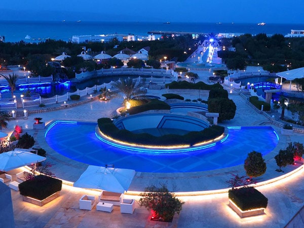 4-star hotels with swimming pools in Kish
