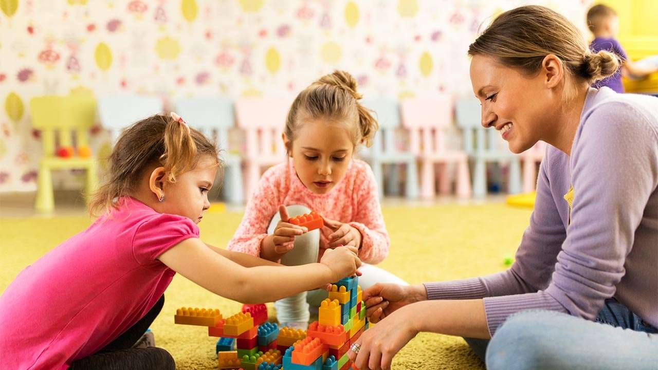 از مهارت و توانایی‌های کودک چهار ساله چه می‌دانید؟